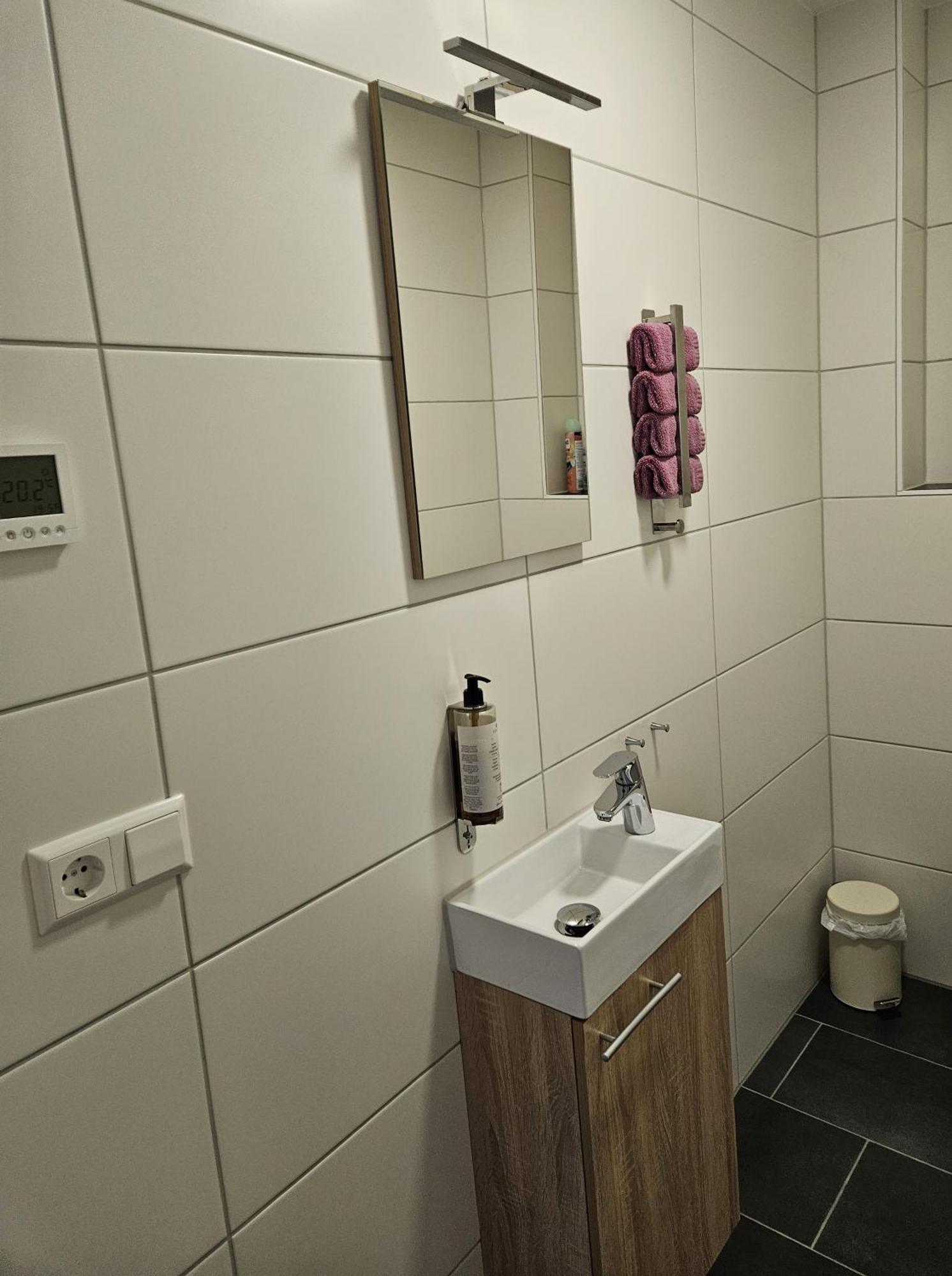 Flat11 4-Zi Wohnung Messe Karlsruhe ラインシュテッテン エクステリア 写真